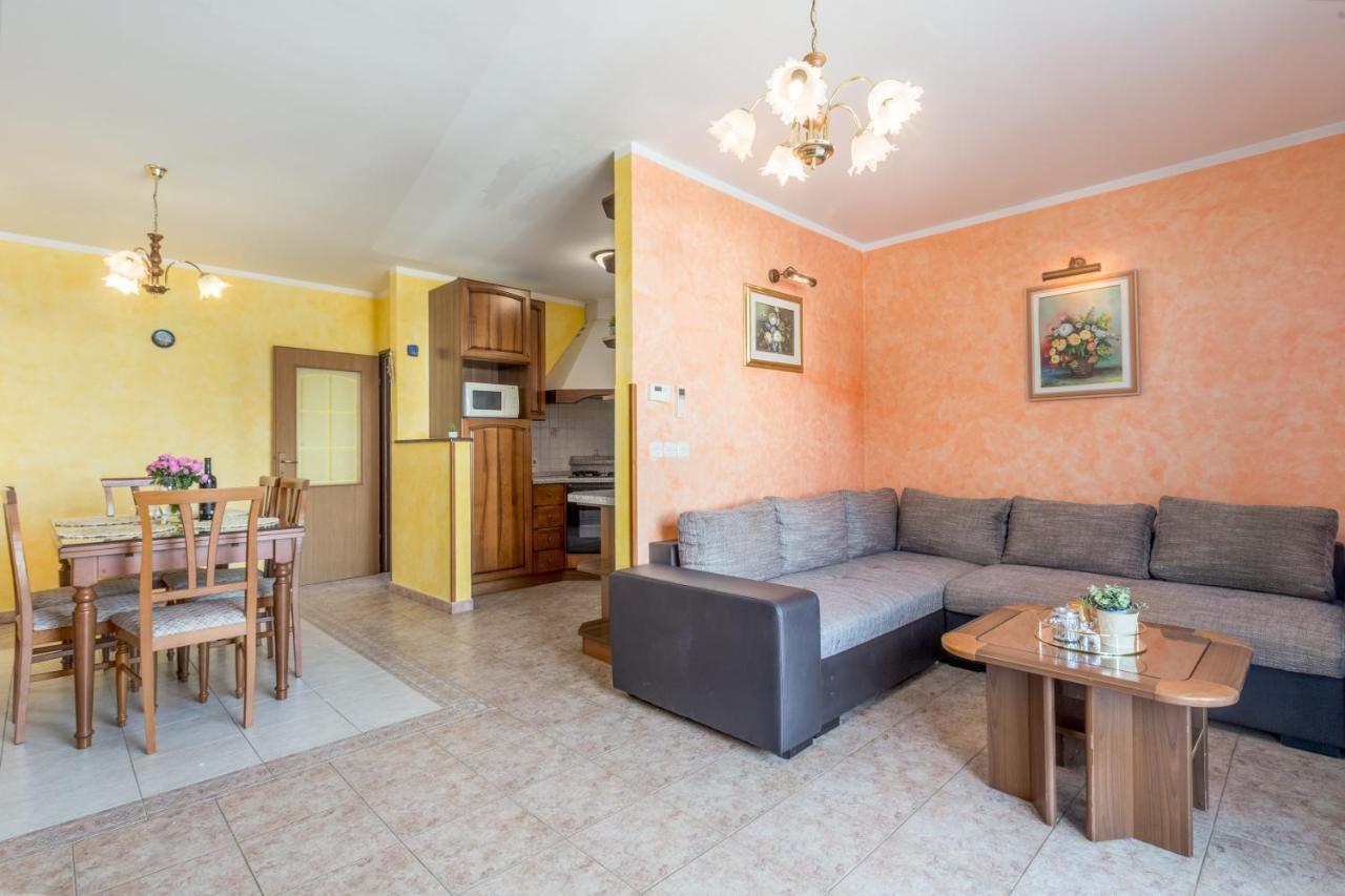 Apartments Residence Radovan 1 Porec Exterior photo